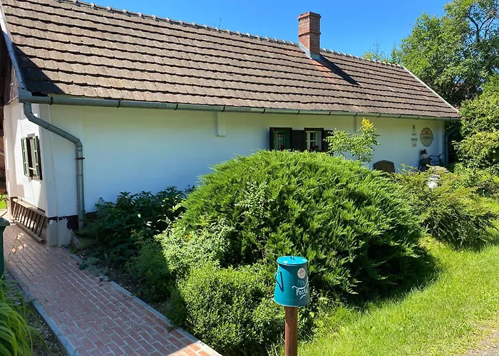 Csoergo Vendeghazak בית הארחה