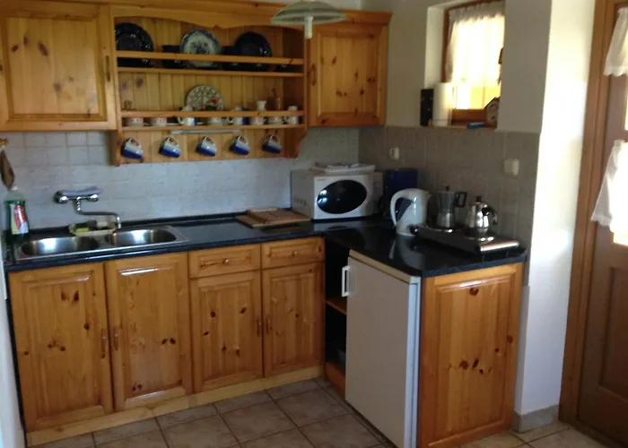 בית הארחה Csoergo Vendeghazak 3*